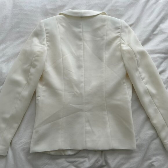 H&M white blazer - Picture 2 of 2